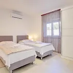 Buzdonka פולה