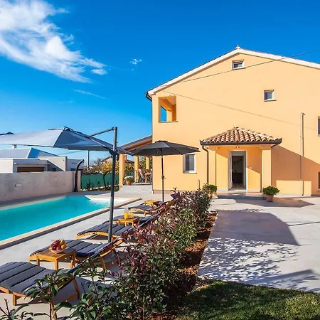 Holiday home Buzdonka