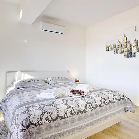Holiday home Buzdonka *